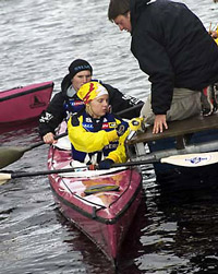 Salomon X-Adventure in Scotland - kayak in Loch Ness with Aaron, May 2003, @ Mats Andrén foto@wombat.to  